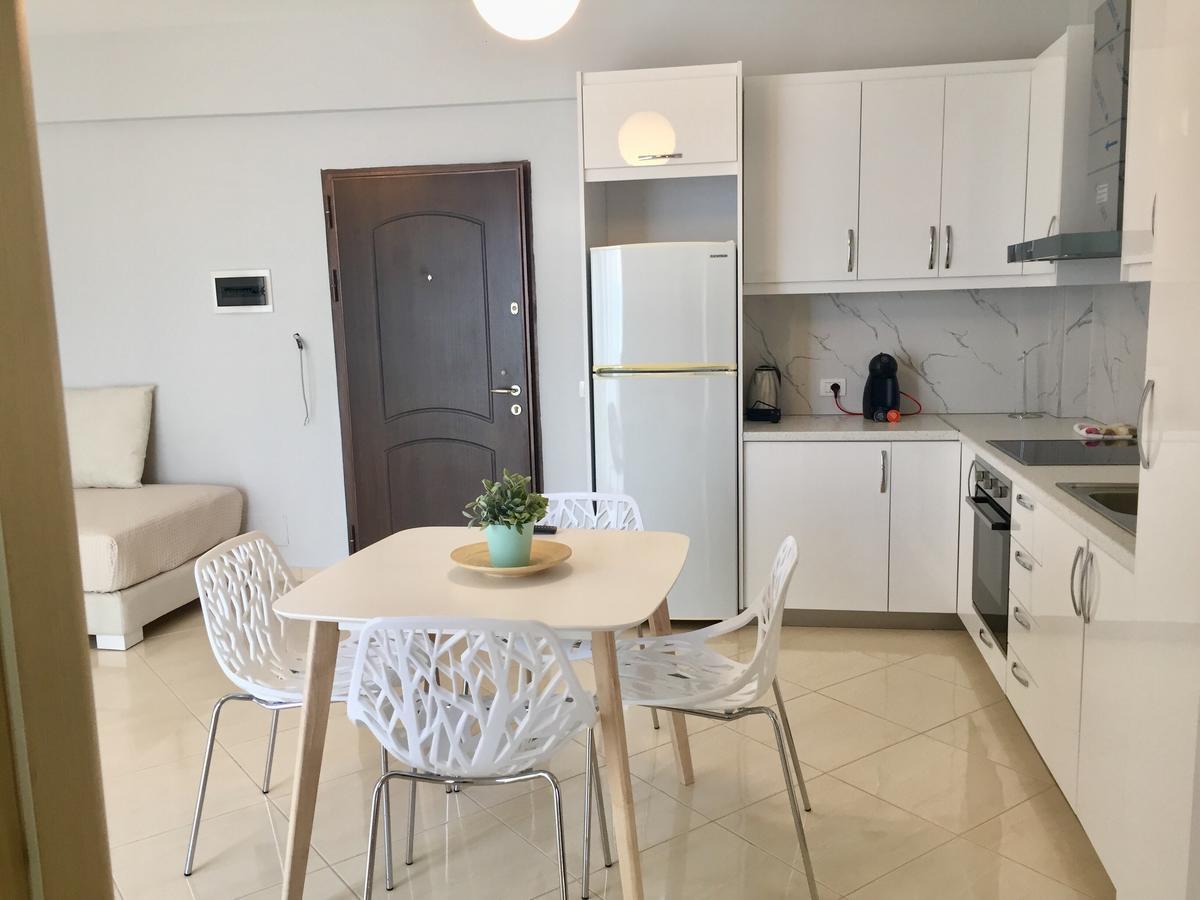 ساراندا Skyfall Apartment المظهر الخارجي الصورة